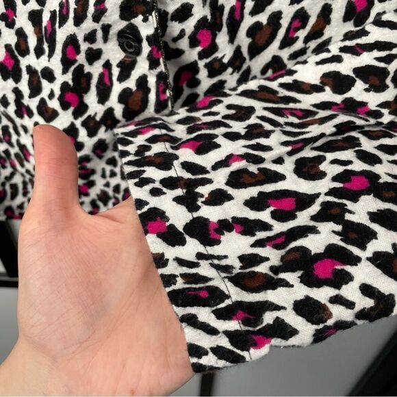[M] La Senza Pink, White & Black Leopard Print Flannel Button Down Sleep Shirt - Picture 7 of 13